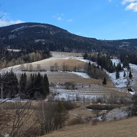 شقة Luxusny Karolina