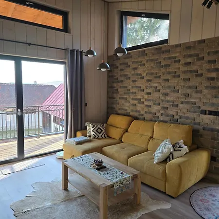 Luxusny Karolina * Telgárt