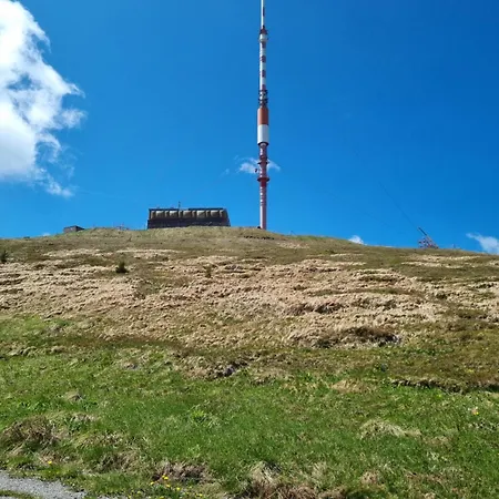 Luxusny Karolina شقة