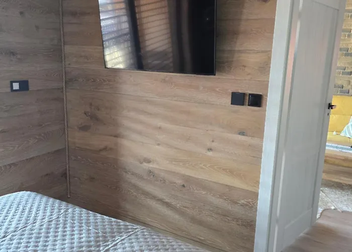 Luxusny Karolina * Telgárt